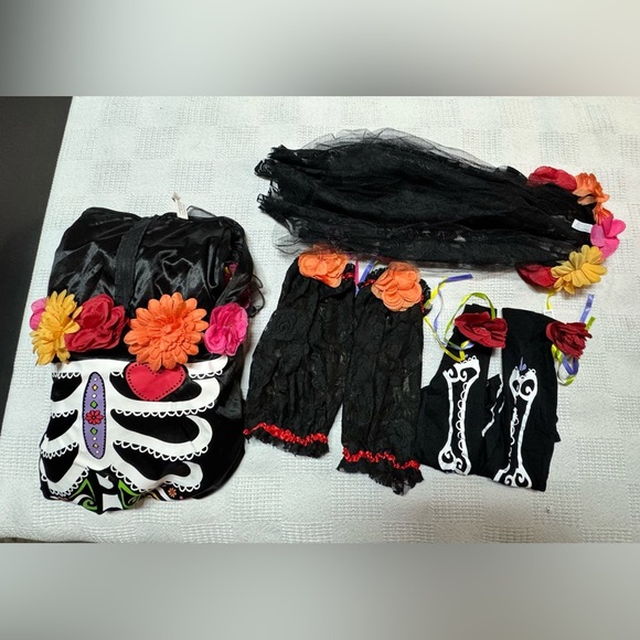DAY OF THE DEAD SEÑORITA - Picture 10 of 12